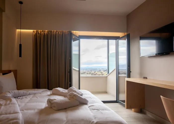 Akrothea & Lounge * Trípoli