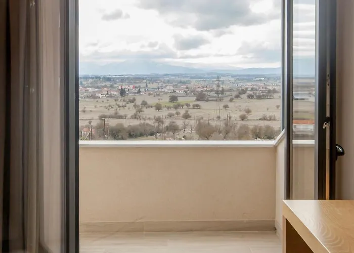 Akrothea & Lounge Szálloda Trípoli