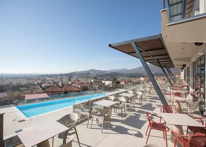 Akrothea & Lounge Trípoli