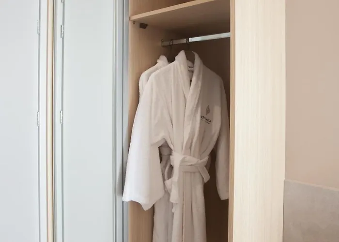 Akrothea & Lounge * Trípoli