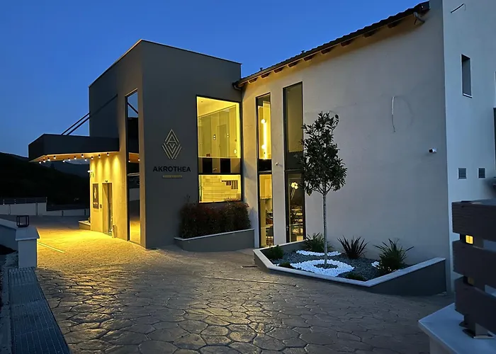Akrothea & Lounge