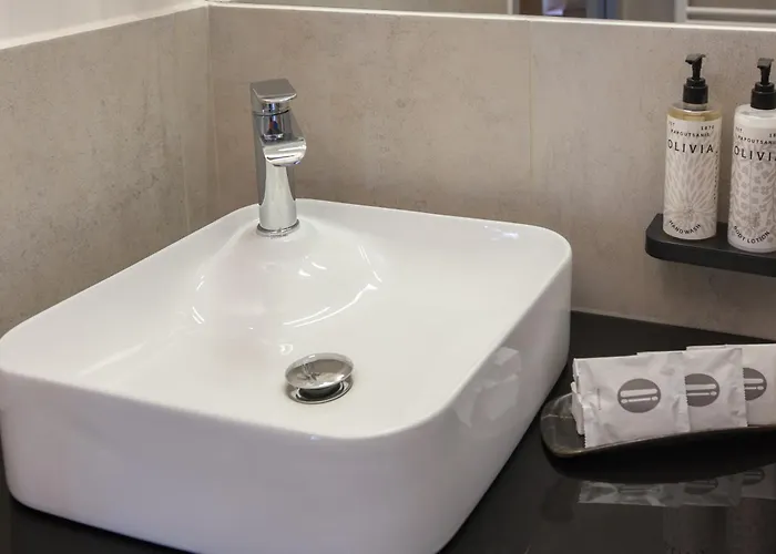 Akrothea & Lounge * Trípoli