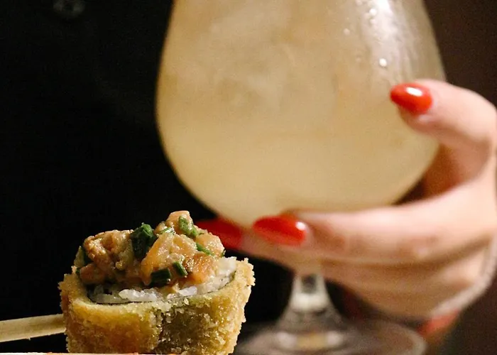 Akrothea & Lounge Szálloda Trípoli