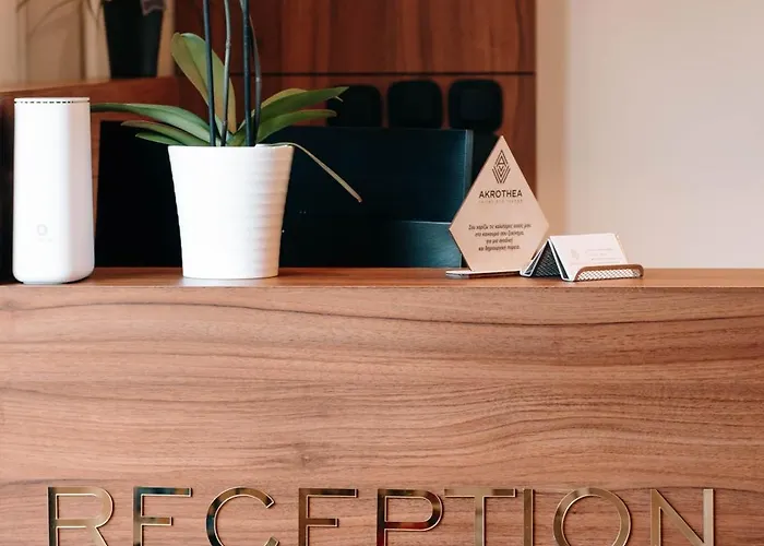 Akrothea & Lounge Hotel